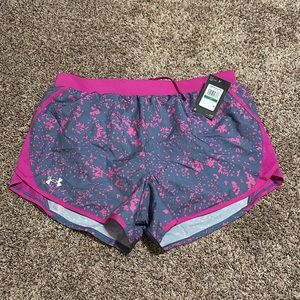 Size L Under Armour Shorts